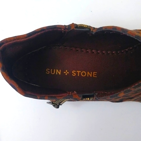 Sun + Stone Abby Brown Leopard Ankle Boot, 6.5M, NWT - Picture 8 of 9